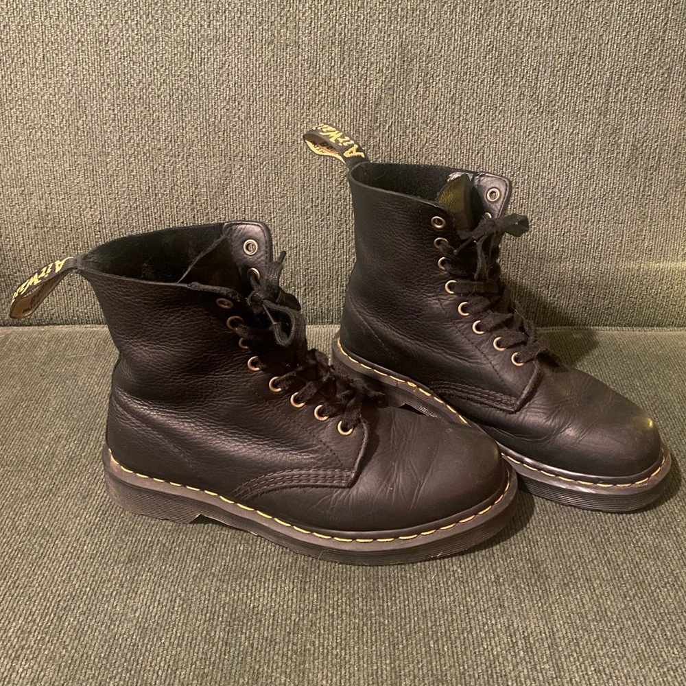 Dr. Martens 1460 Pascal Ambassador Black Leather
Lace Up Boots *SOLD ON DEPOP*